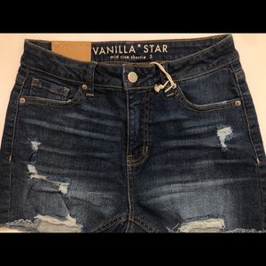 NWT Juniors Ripped Denim Shorts